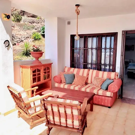 Family Close To The Sea